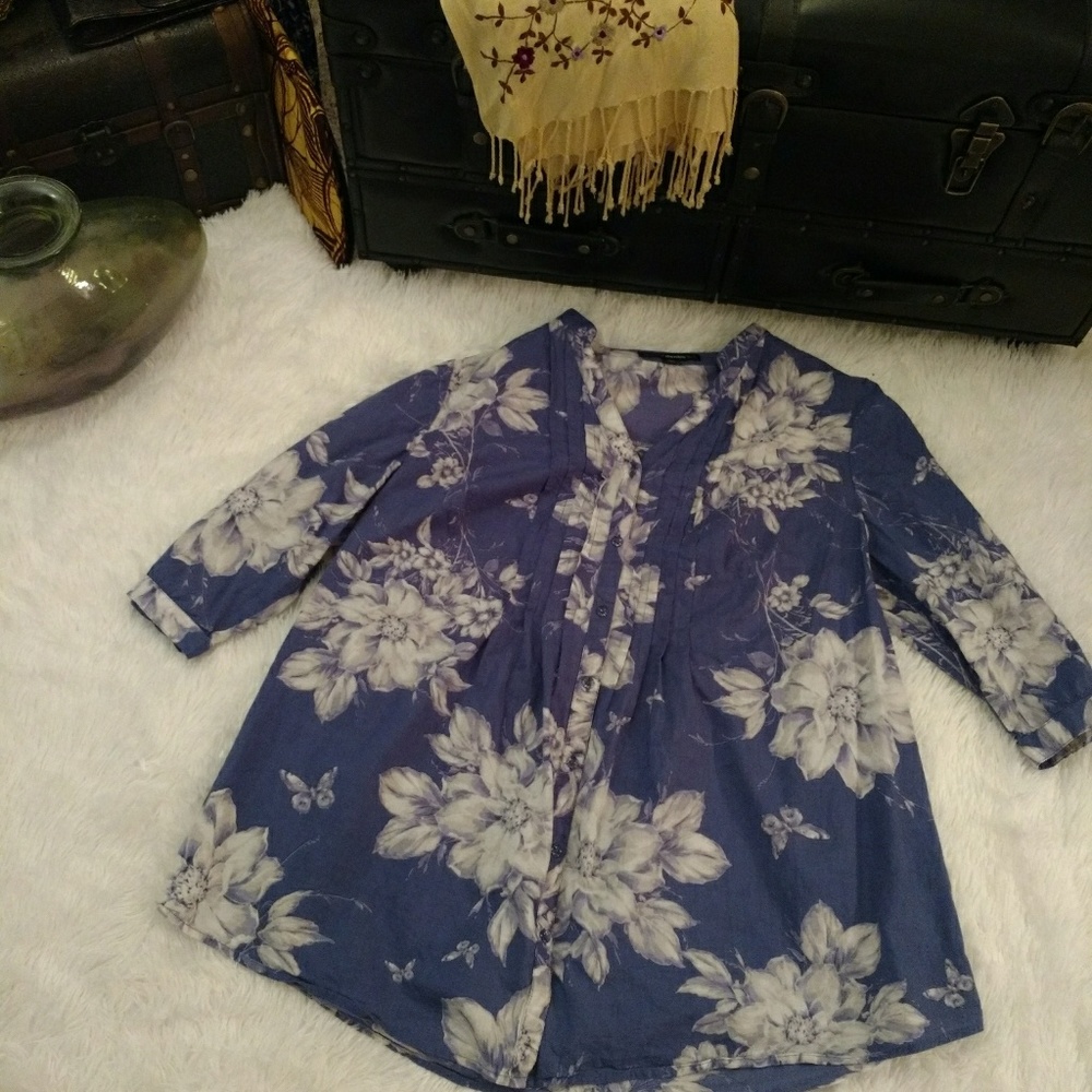 Denim 24/7 Blue Floral Top Size 18